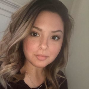 Meet your Posher, Connie